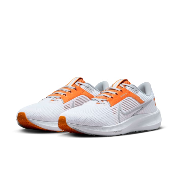 Tennessee Volunteers Nike Zoom Pegasus 40 - $139.99